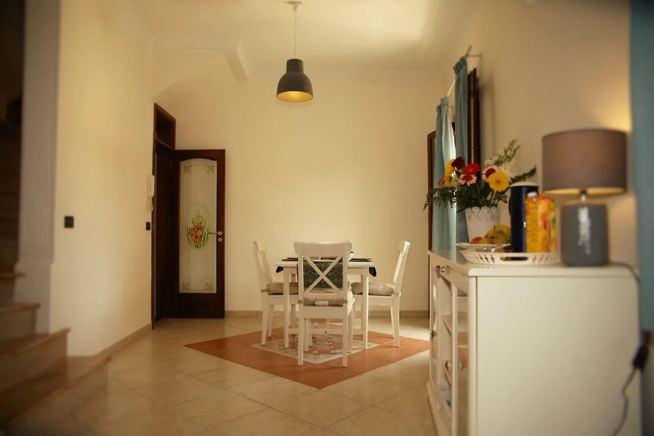 Bed and Breakfast Bnb Donnalaura Carini